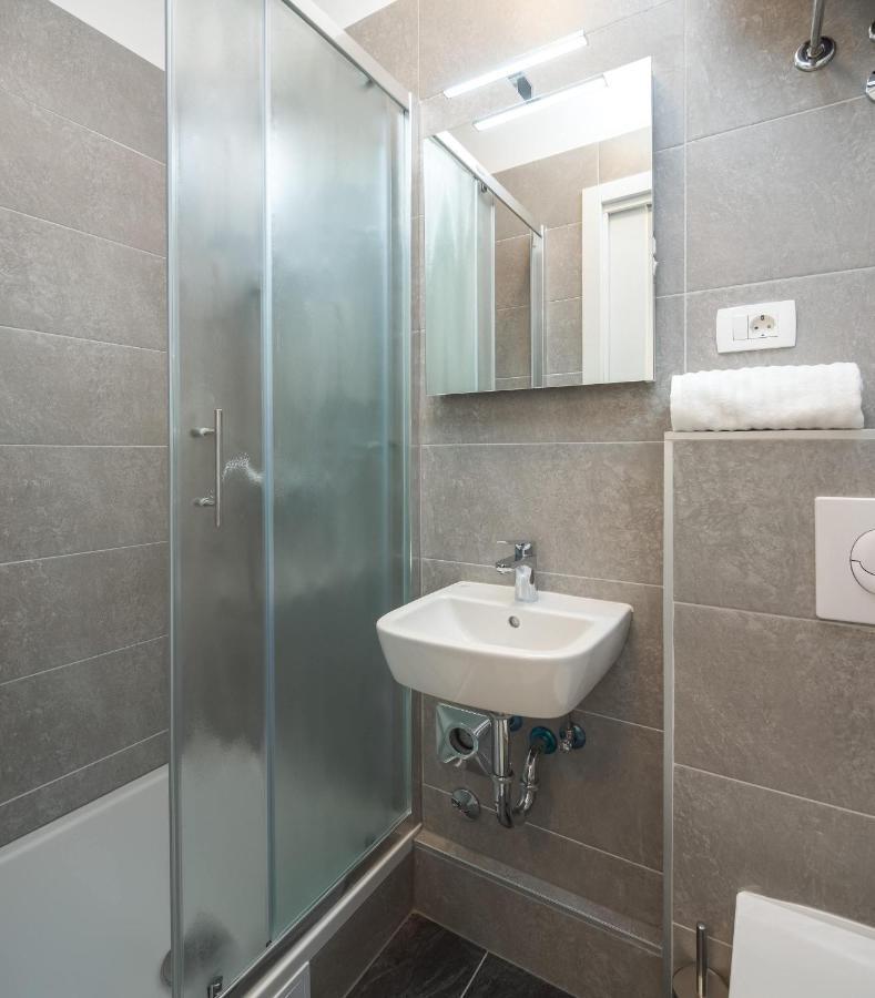 Luxury Studios & Rooms Seven Spalato Esterno foto